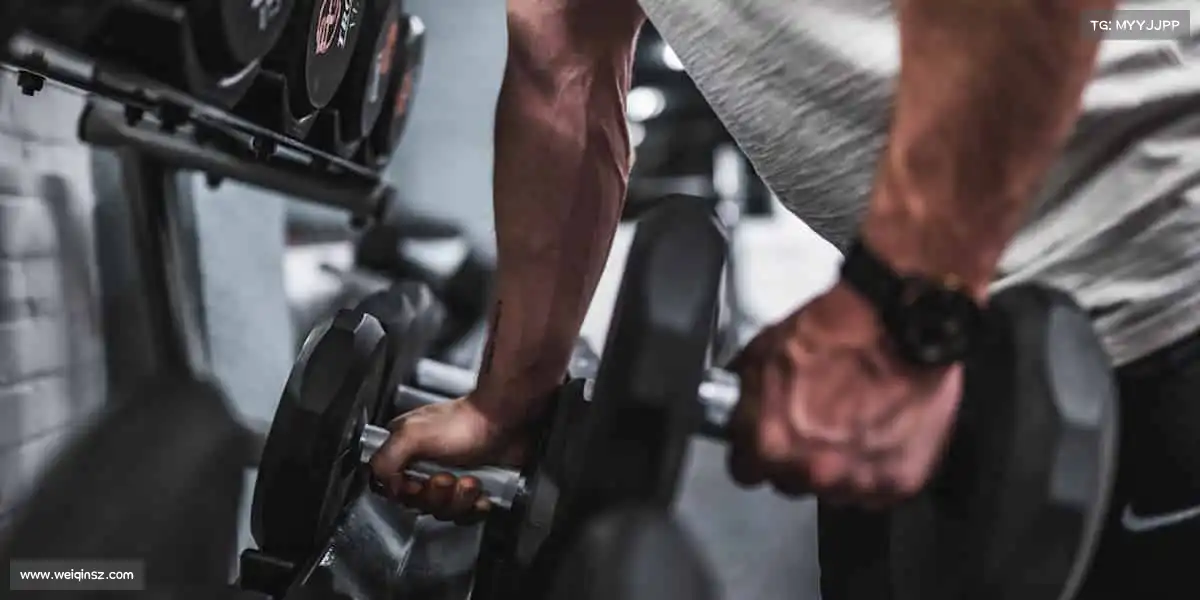 必一运动🎾挥动球拍,追逐热爱!生活就像一场比赛,全力以赴才够痛快~